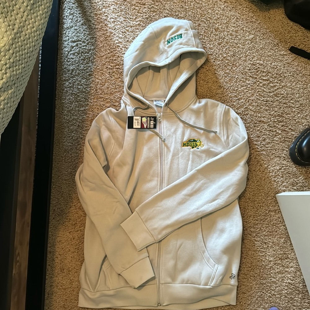 Brand new NDSU zip up